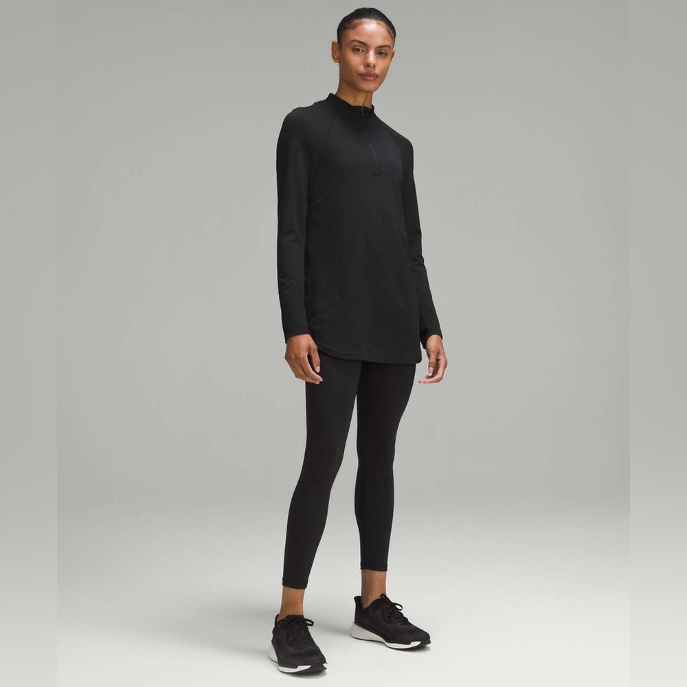 Lululemon Swiftly Relaxed Long-Length Half Zip in Black